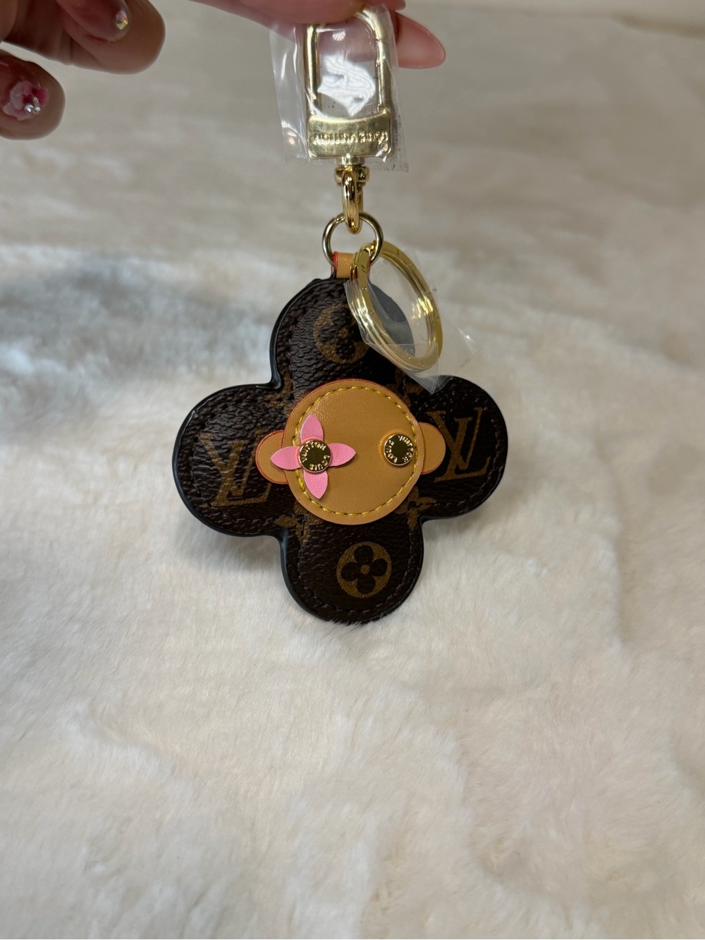 Keychain vivi  Brown Monogram Flower Key & Card Holder with Pink Accent